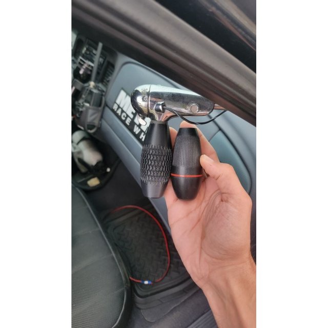 spotlight grip — source image