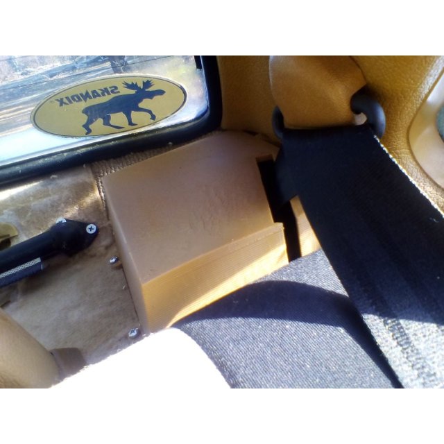 rear seat belt cover — source image