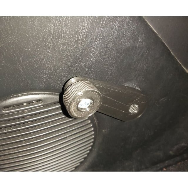 Window crank handle — source image