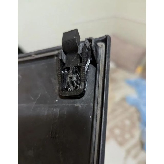 Battery Cover Clip for Platform ( S80 XC60) — source image