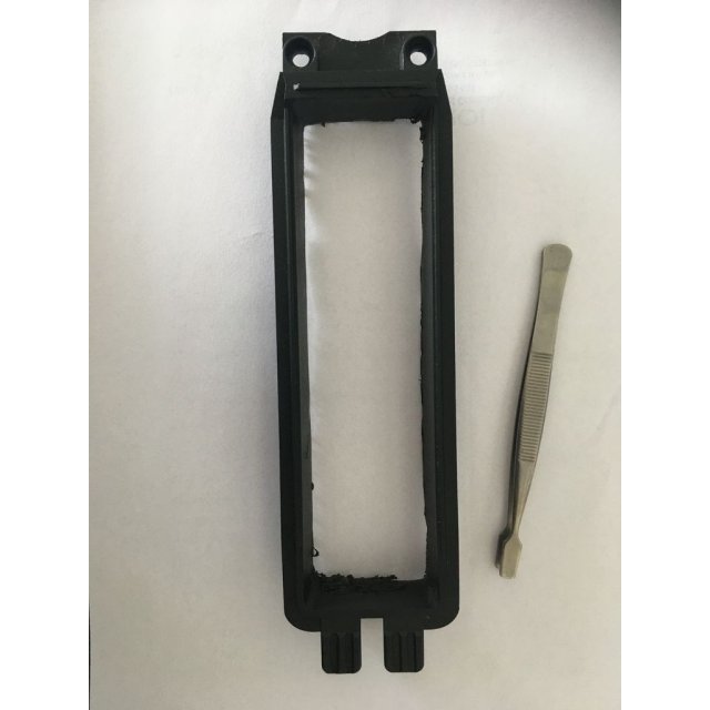 1 insert to middle pannel — source image