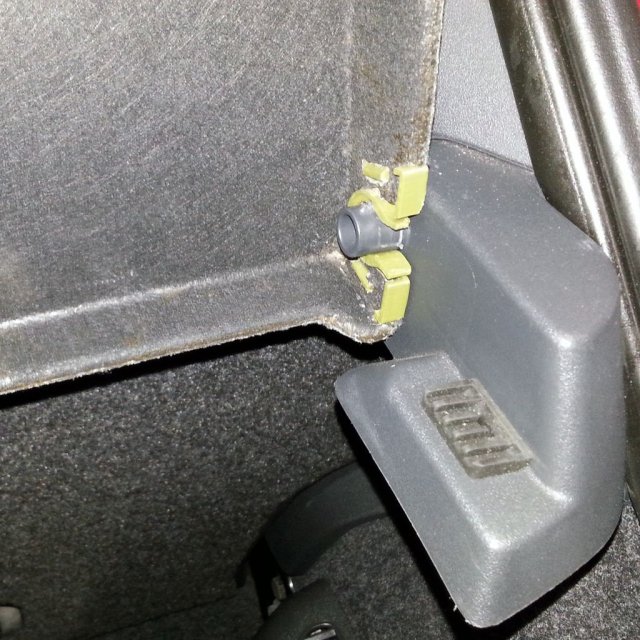 Cargo Cover Clip — source image
