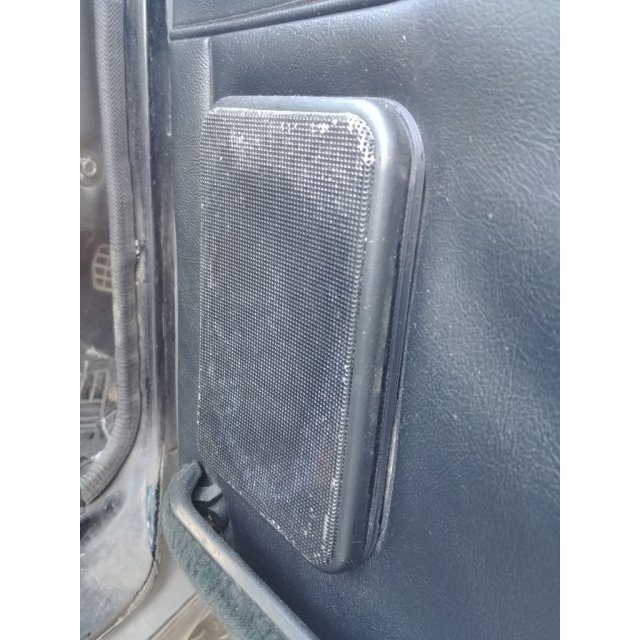 Speaker Spacer — source image