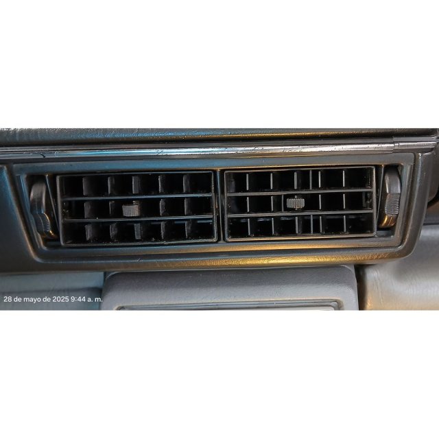 Center Dashboard Ventilation Flaps — source image