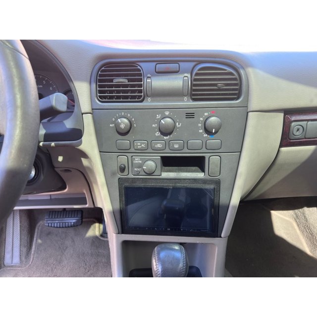 Radio Trim Panel — source image