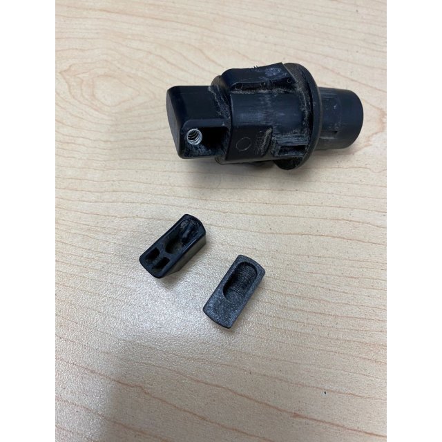 Center Console Latch — source image