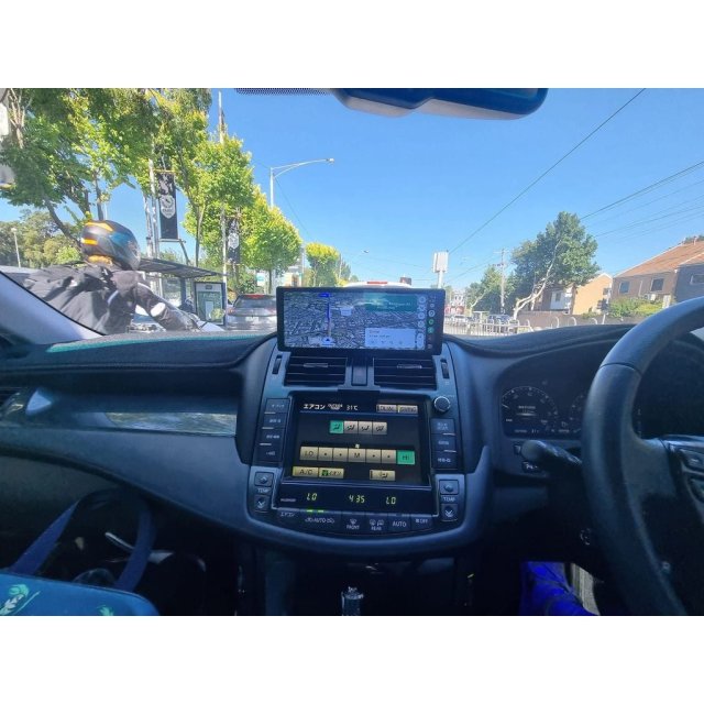 Headunit mount bracket — source image