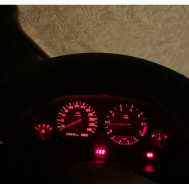 e30 e36 Battery Display (İnsade guage) — source image