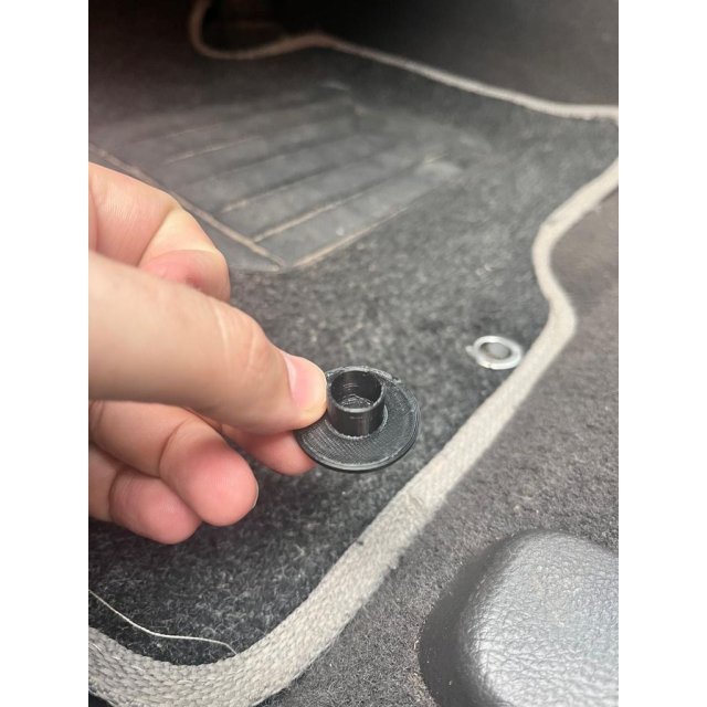 Floor mat locker — source image