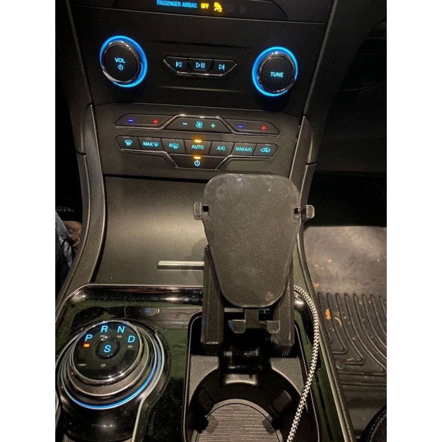 phone holder — source image