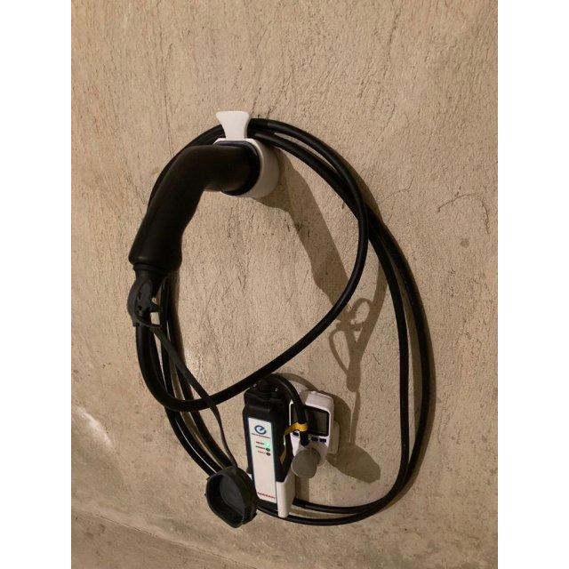 IEC 62196 Type 2 plug holder and Nissan Leaf charger holder — source image