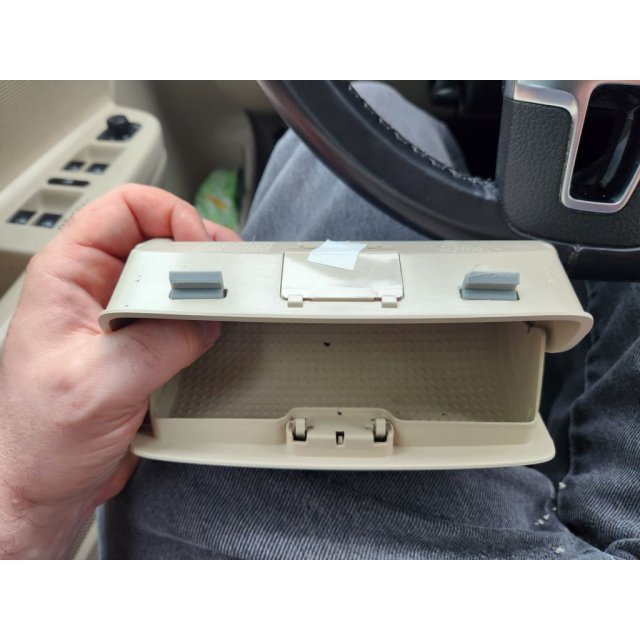 Sunglass Box Clip — source image