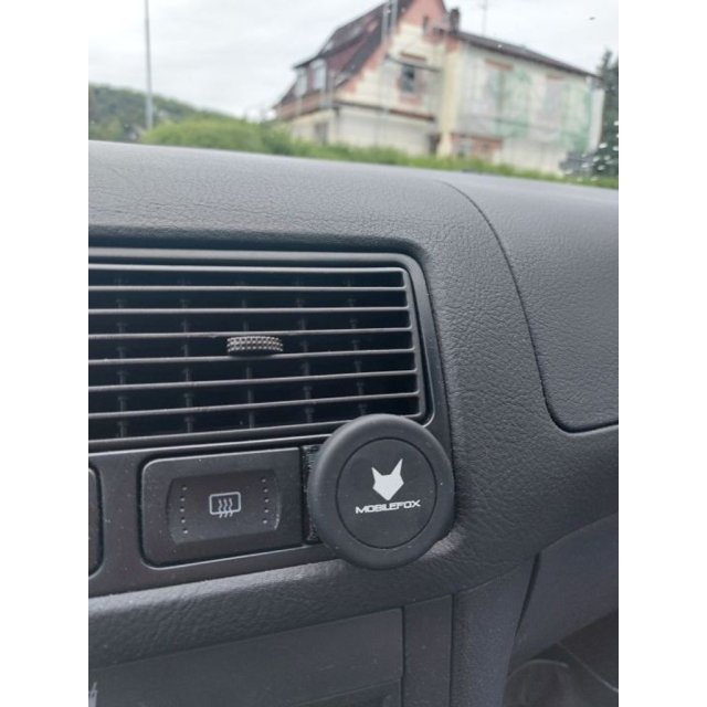 Smartphone Magnet Holder — source image
