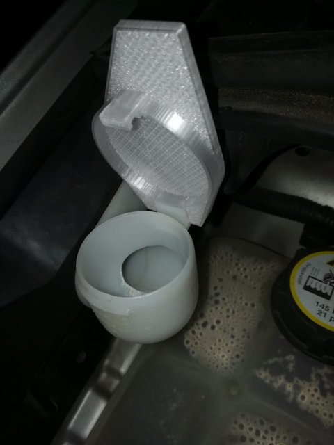 Washer Fluid Reservoir Cap — source image