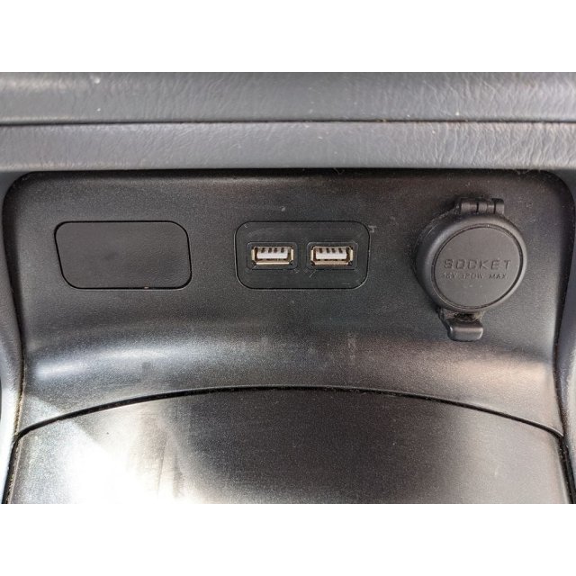 Dual USB Port Plate — source image