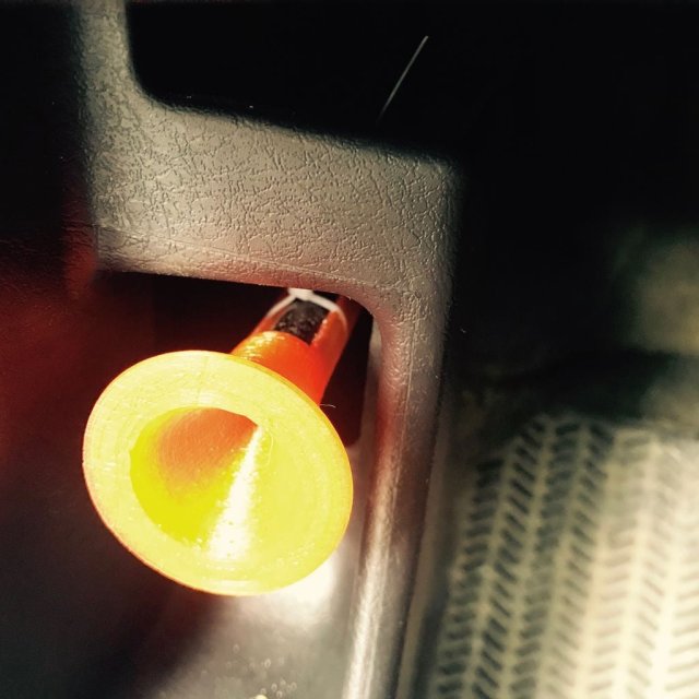 Si Hood Release — source image