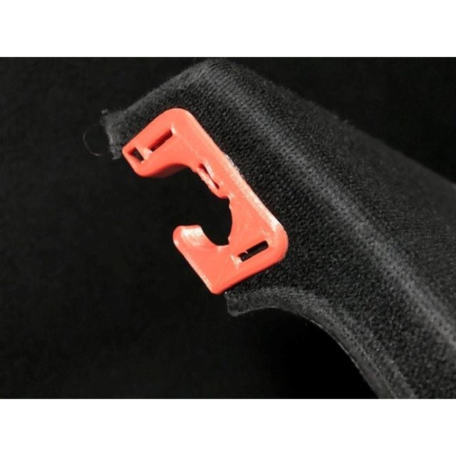 Trunk shelf hinge — source image