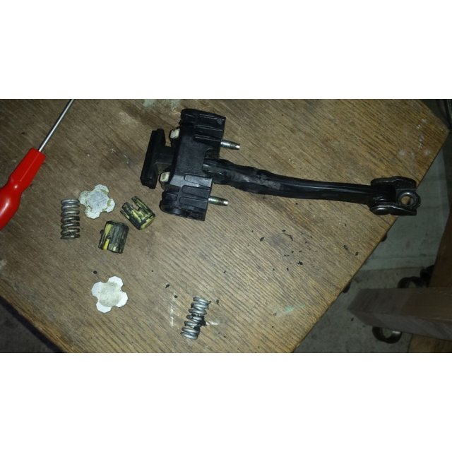 cap door stop opener (replacement part) колпачек граничетеля открытия двери — source image