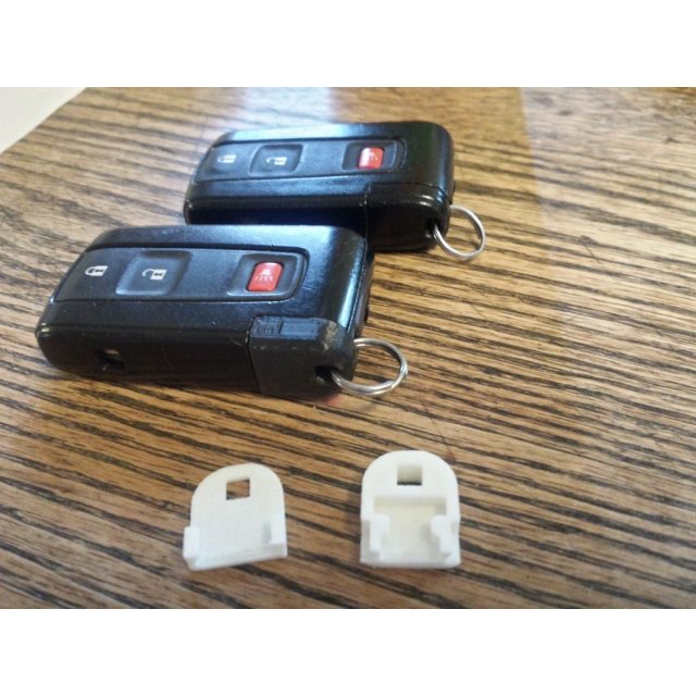 Key fob end cap / key ring clip — source image