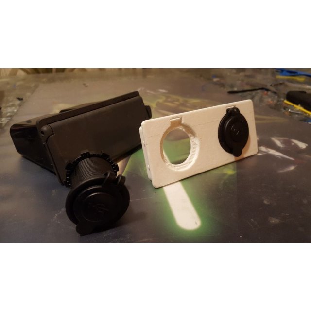 12V Outlet Ashtray Adapter — source image