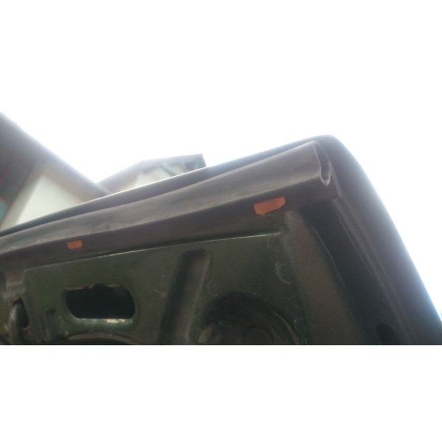 Bonnet Sealing Clip — source image