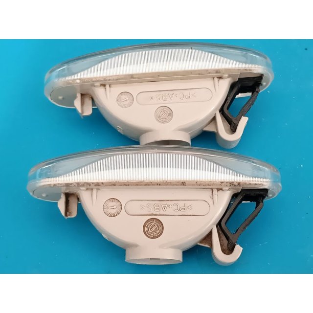 Turn Signal Indicator Retaining Clip Repair — source image