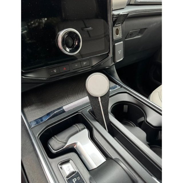 MagSafe charger mount — source image