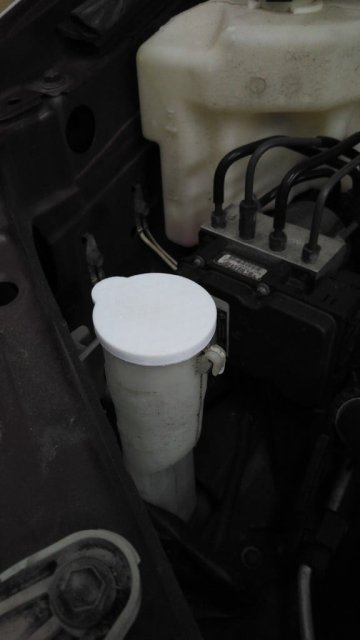 Windshield Washer Fluid Top — source image