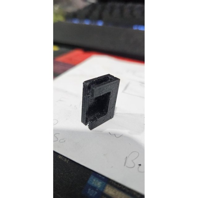 Quarter Trim Hole Cover Clip — source image