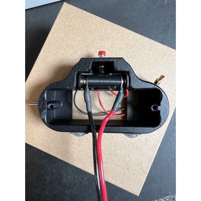 Bits to electrify the Il Motorsport Console Light — source image