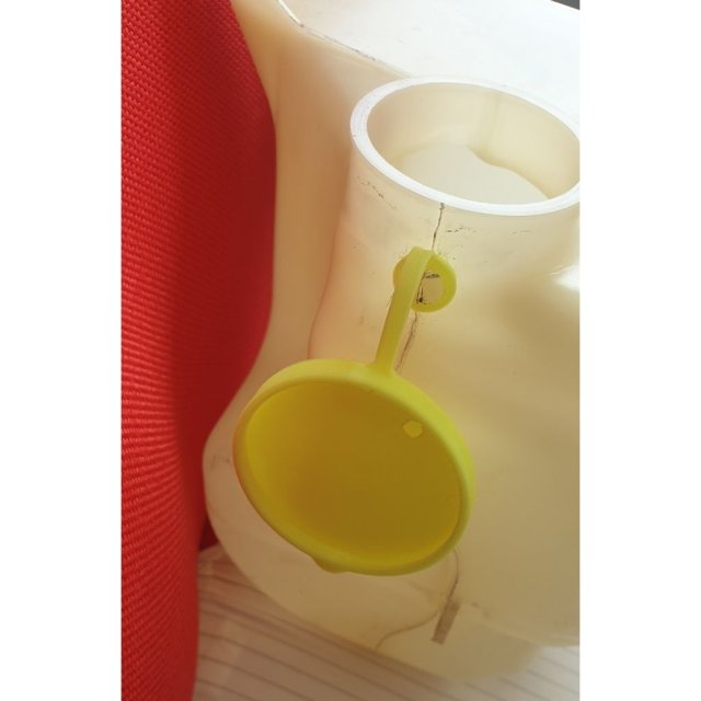 Legacy Outback Impreza washer cap — source image