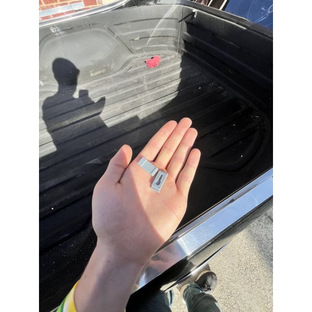 SS Upper Chrome Lining Clip — source image