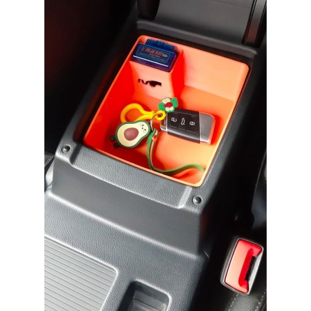Central Armrest Organizer — source image