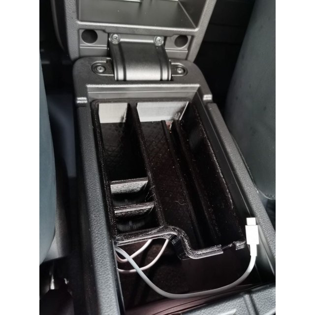 Centre Console Tray — source image