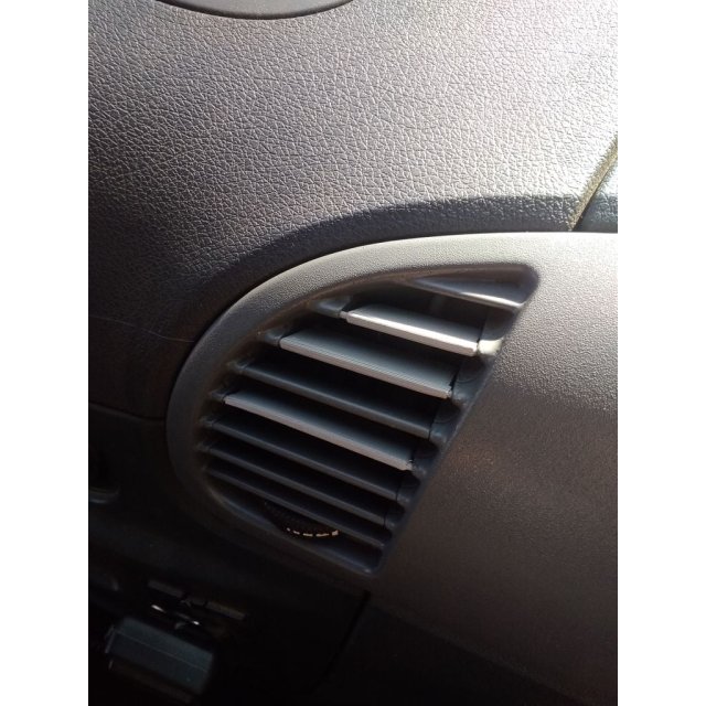 Mercedes benz Ventilation vent — source image