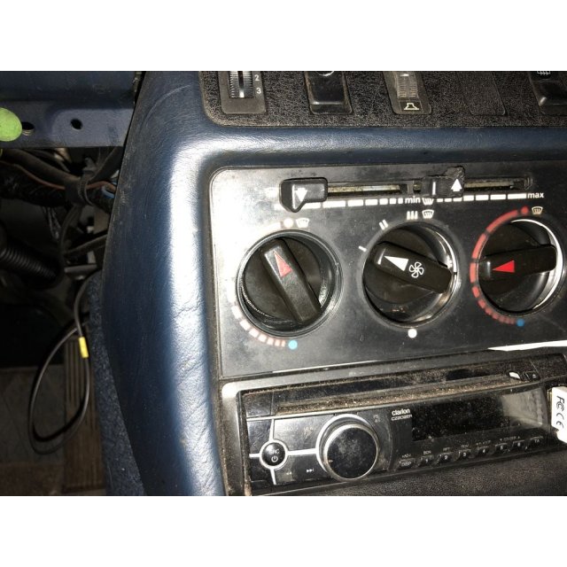 Heizungsreglerblende Heat regulator cover — source image