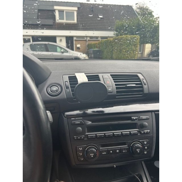 Phone Mount — source image
