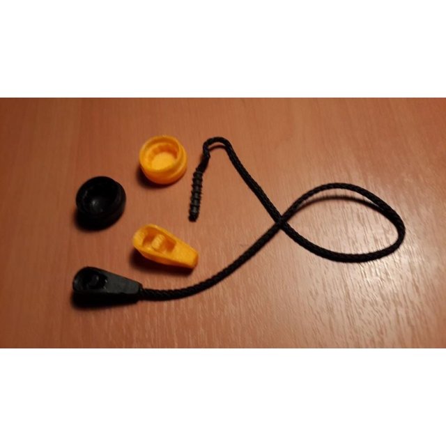 Retaining Strap for Rear Parcel Shelf Tray — source image
