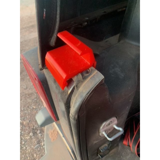 Tailgate Bar Retainer — source image