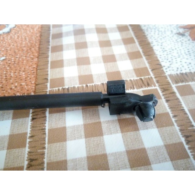 chip for the hood holder for 2 — source image