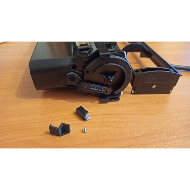 Vent Grille Retainer Clip — source image