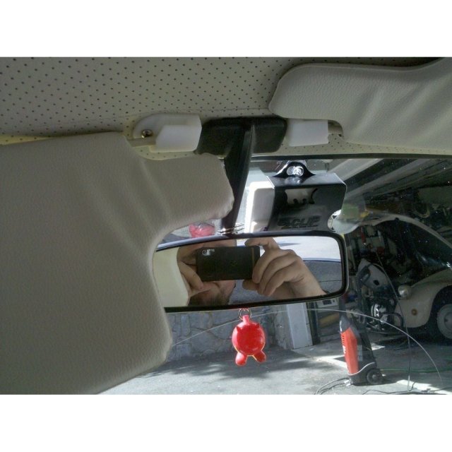 Sun Visor Clip — source image
