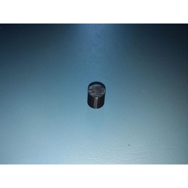 Rear entertainment volume knob — source image