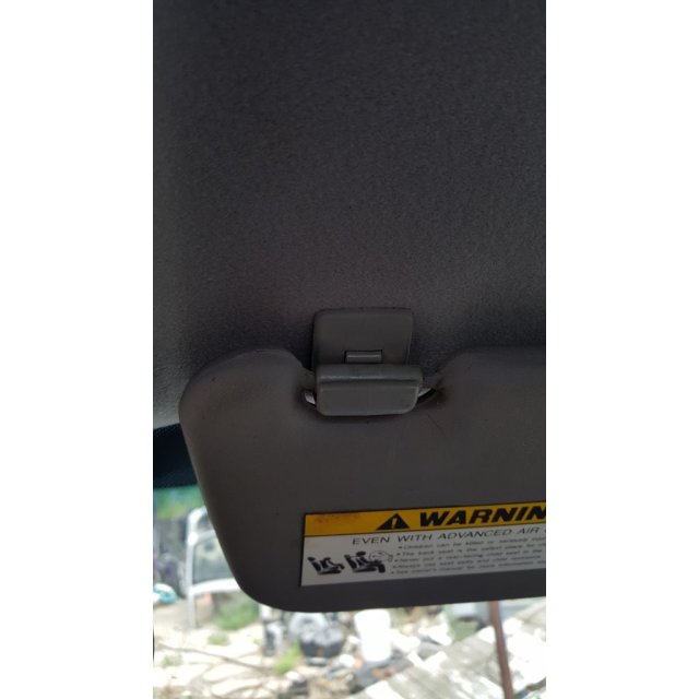 Sun Visor Clip — source image