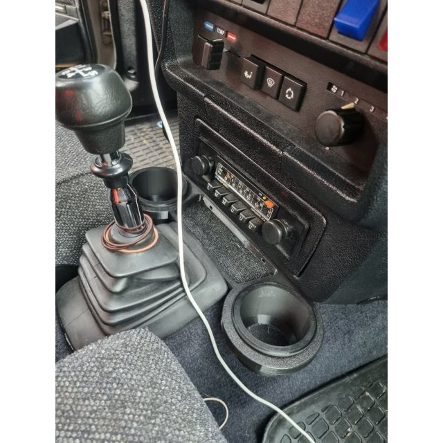 Cupholder with Cup Holder Inserts — source image