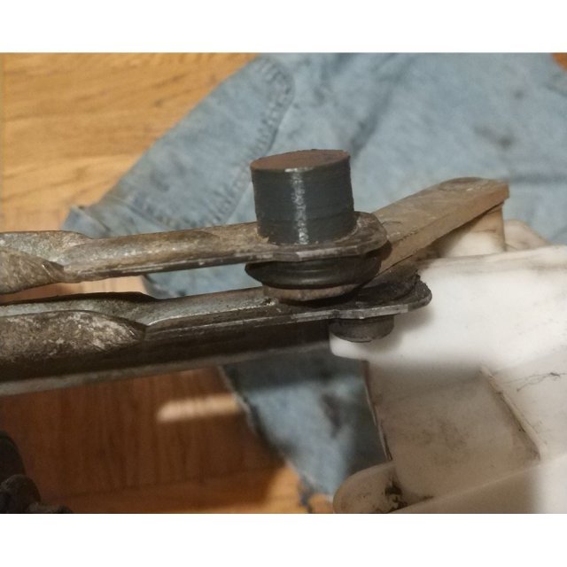 bushing wiper trapeze — source image