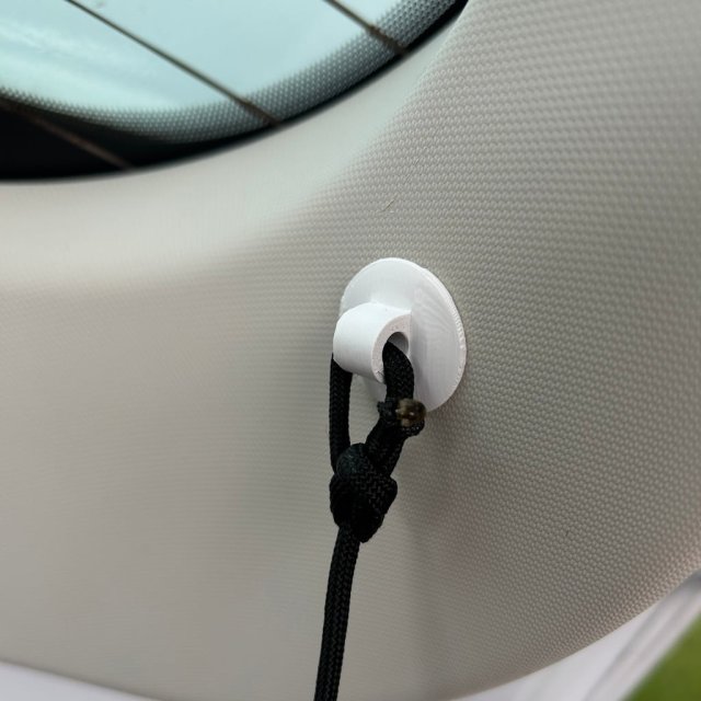 Cargo Cover Hanger — source image