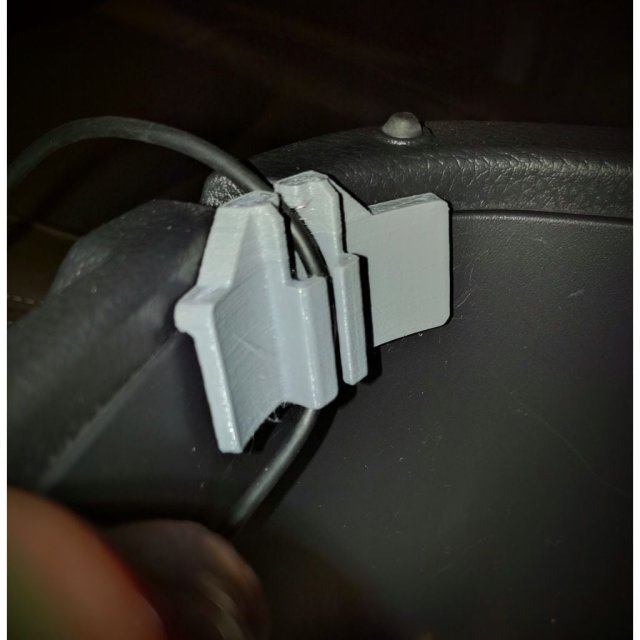 Center Console Cable Holder — source image