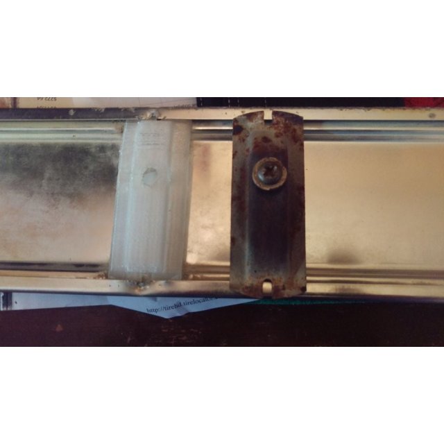 Tailgate Trim Clip — source image