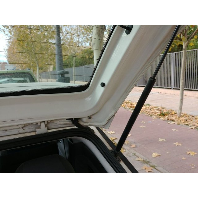 Trunk Door Clip — source image